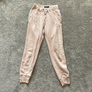 Abercrombie & Fitch Soft Fleece Sweatpants Size XS (Light Pink)